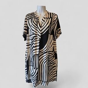 H&M Black and White Patterned Dress